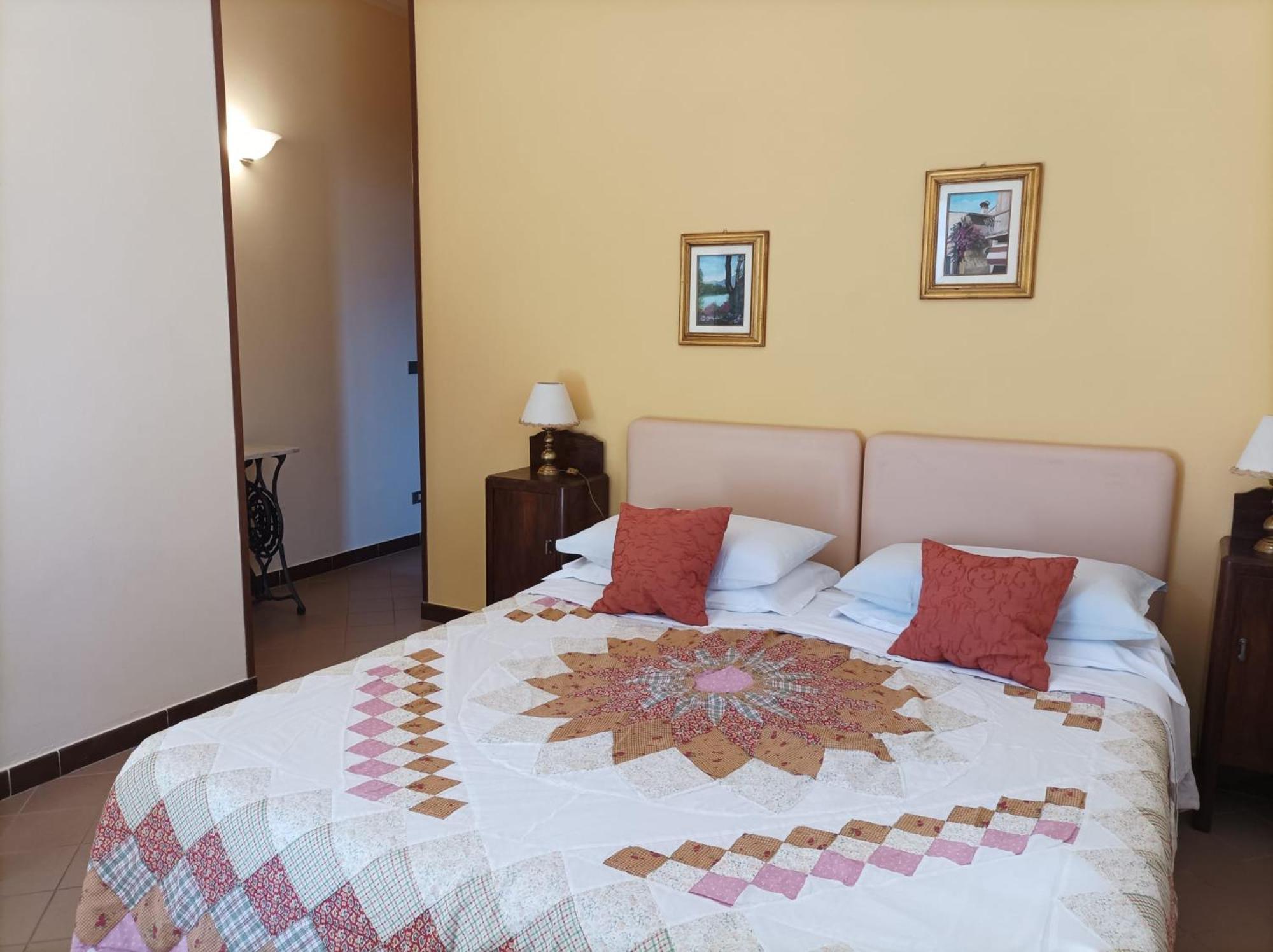 Bed And Breakfast Da Pio Castello  ภายนอก รูปภาพ