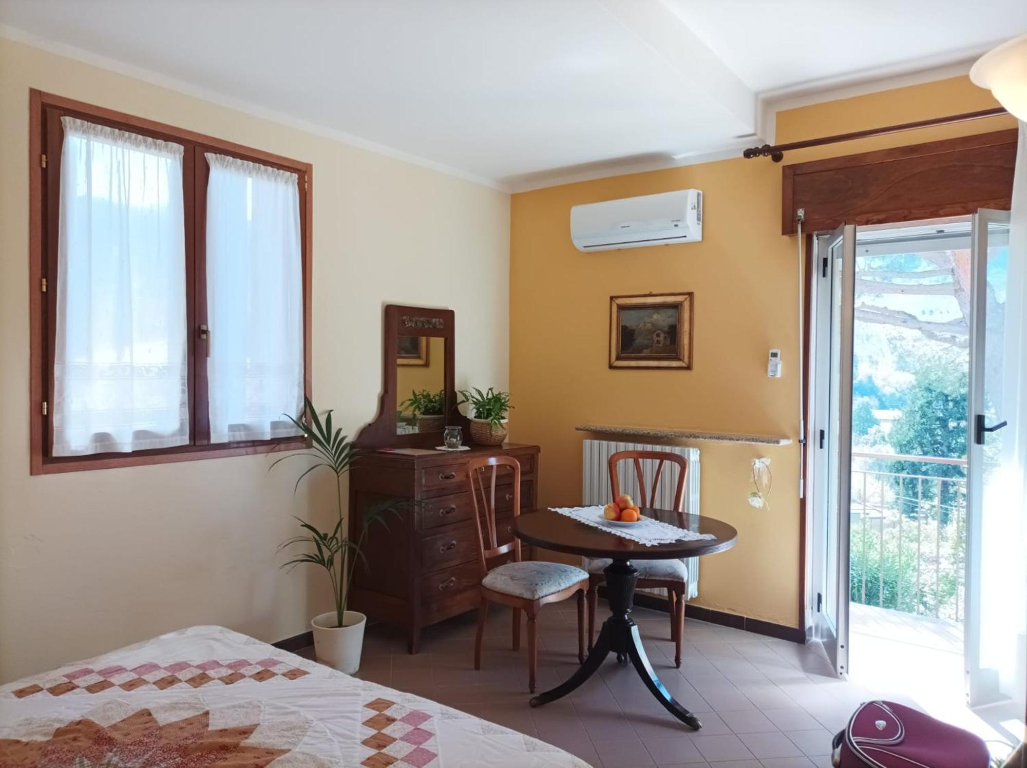 Bed And Breakfast Da Pio Castello  ภายนอก รูปภาพ